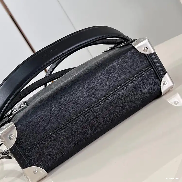 Fashionrepsfam ru 2405YA0012 LV Bags 0507